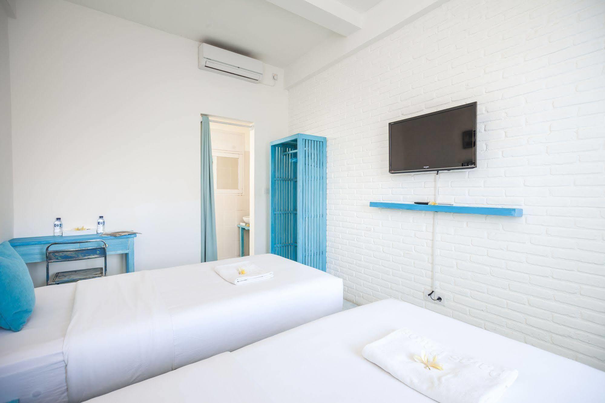 Paras Paros Marina Lodge Sanur  Exterior photo